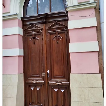 Apartment Monro-style In The Historical Center Odesa
